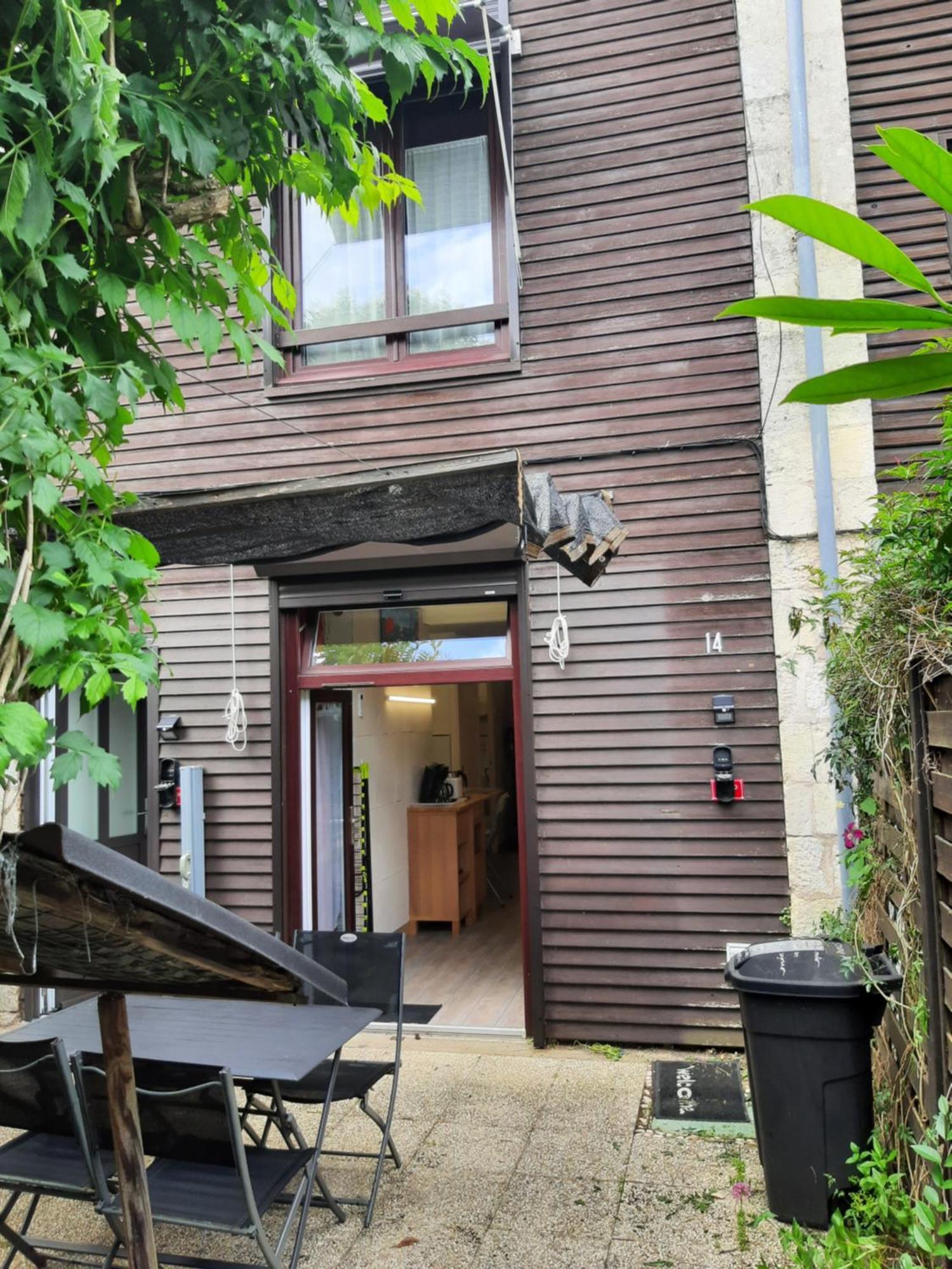 Duplex14H 1Er Etage Jardinet 1 Parking Ou Studio14B Rdc Terrasse Sans Parking La Rochelle  Exteriér fotografie