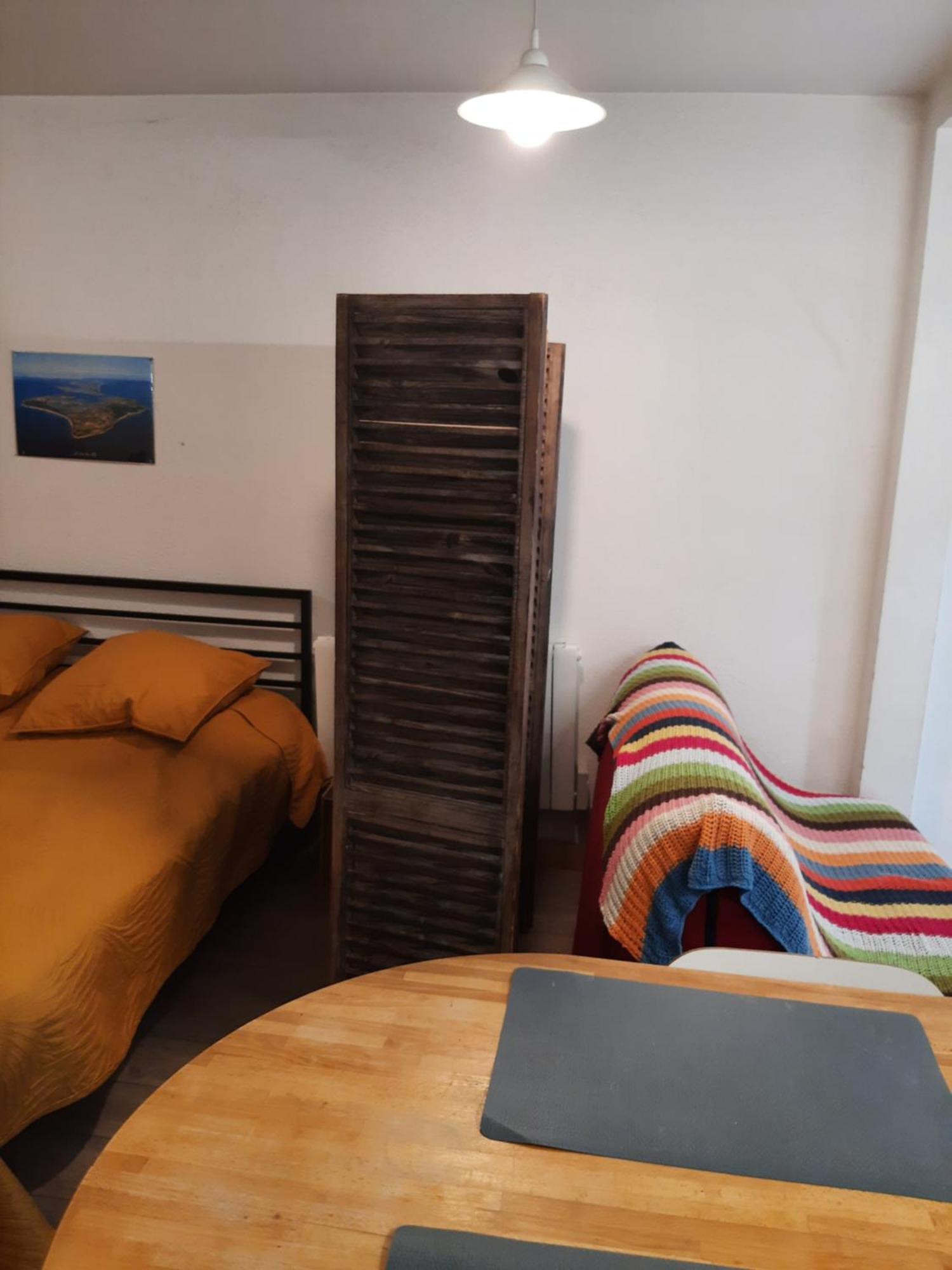 Duplex14H 1Er Etage Jardinet 1 Parking Ou Studio14B Rdc Terrasse Sans Parking La Rochelle  Exteriér fotografie