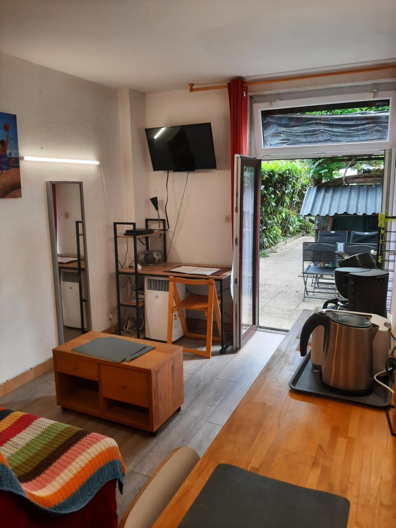Duplex14H 1Er Etage Jardinet 1 Parking Ou Studio14B Rdc Terrasse Sans Parking La Rochelle  Exteriér fotografie