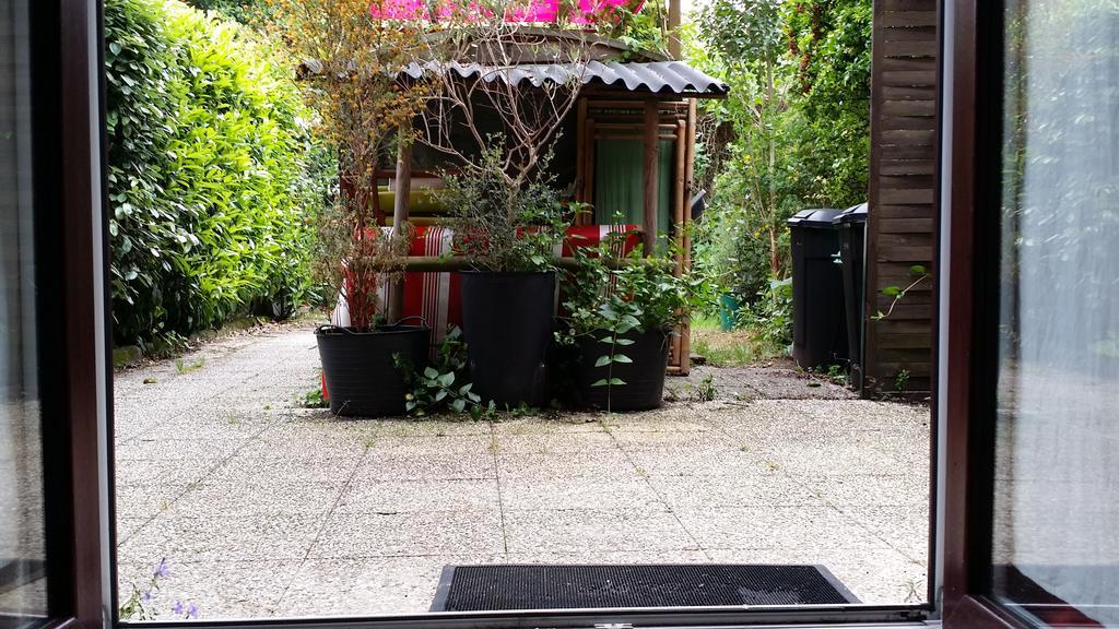 Duplex14H 1Er Etage Jardinet 1 Parking Ou Studio14B Rdc Terrasse Sans Parking La Rochelle  Exteriér fotografie