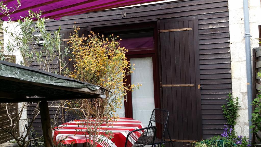 Duplex14H 1Er Etage Jardinet 1 Parking Ou Studio14B Rdc Terrasse Sans Parking La Rochelle  Exteriér fotografie